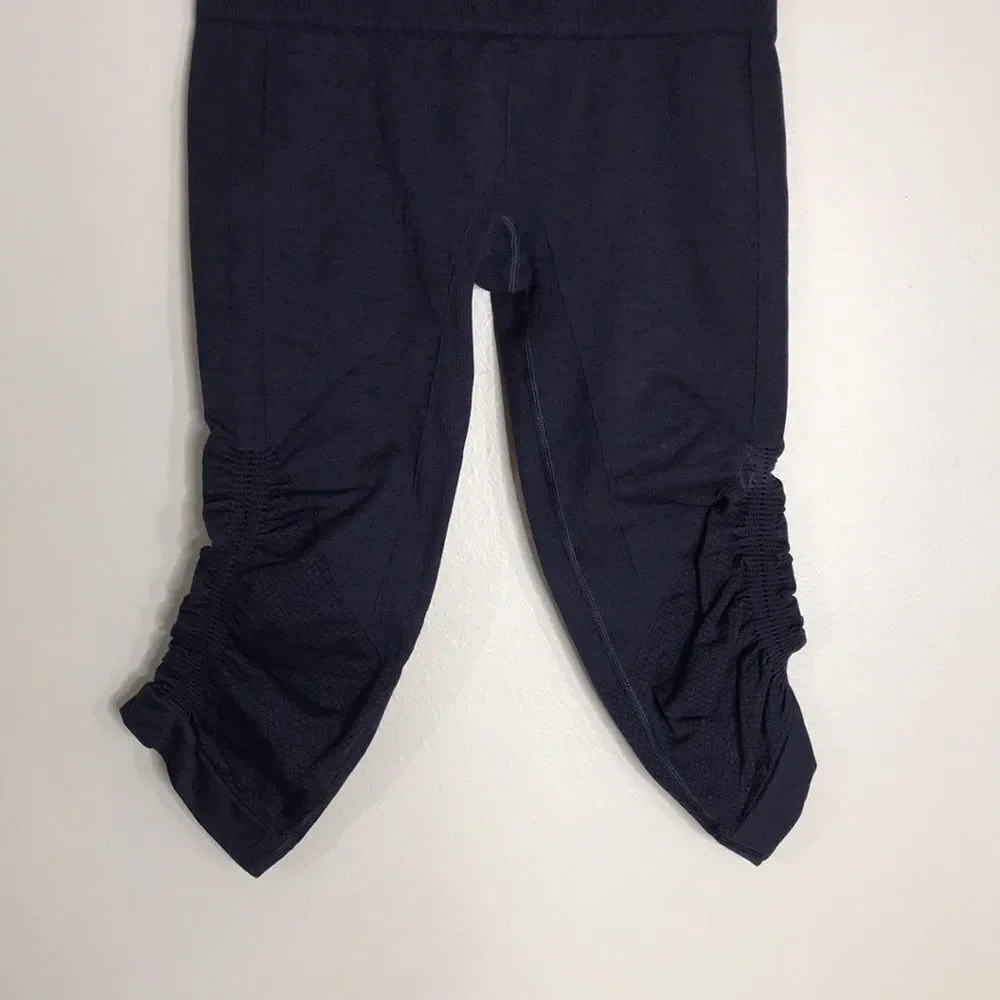Lululemon ladies flow and go crop leggings size 4 athletic gym workout